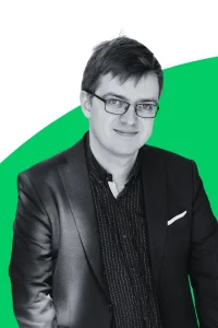 Donatas Kuras_vertikali žaliame fone_new